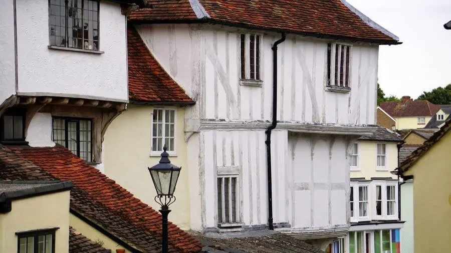 Period houses of the type protected by conservation area status near Croydon